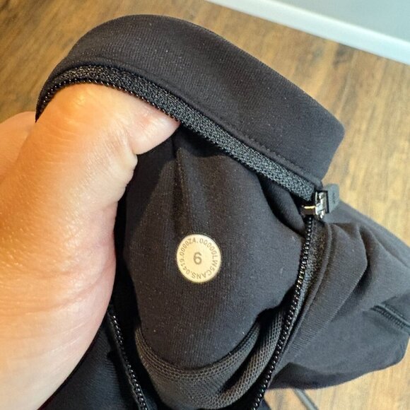 Lululemon Speed Up Tight *Full-On Luxtreme 28" Black - Picture 7 of 7